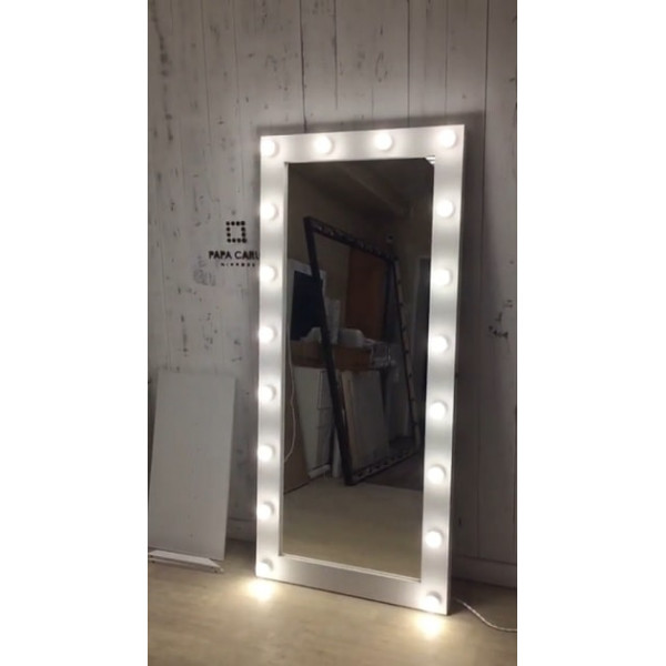 Выполненная работа: гримерное зеркало 180х80 с подсветкой буквой "П" 18 ламп (г. Семенов)